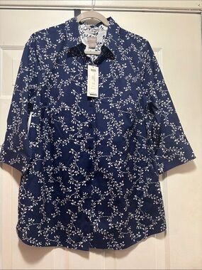 NWT, Chico's Navy Tunic with White Vine Print.